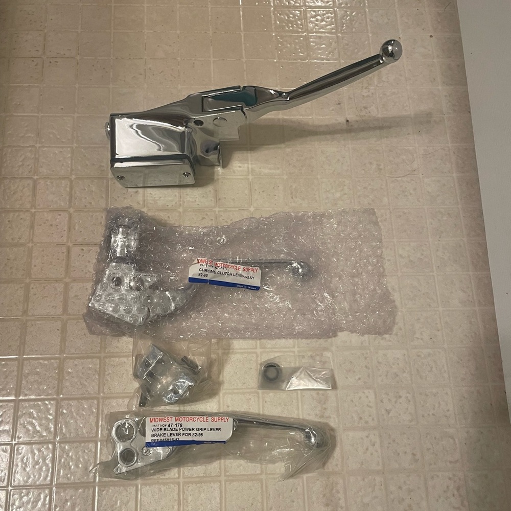 Chrome Front Brake Control Big Twin/Sportster, Clutch Lever Assembly, Wide Blade